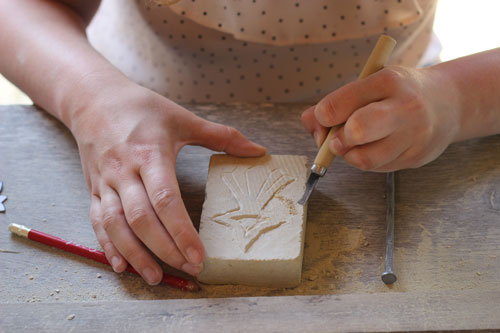 Taller de escultura en piedra y luz